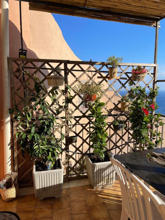 The Secret Garden Villa Forza dʼAgro Exterior foto